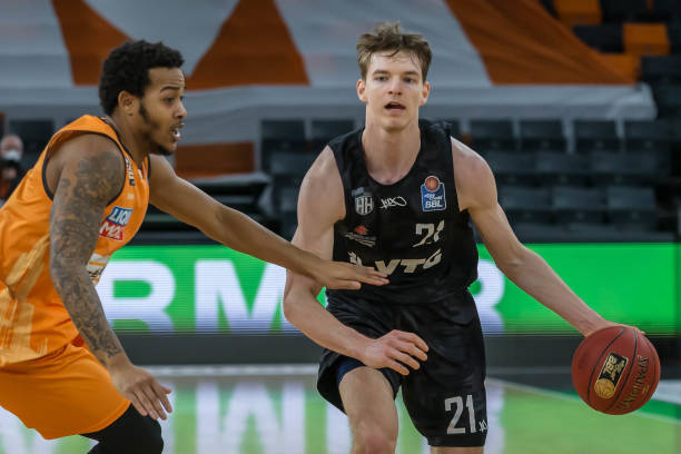 队的竞技能 队的竞技能