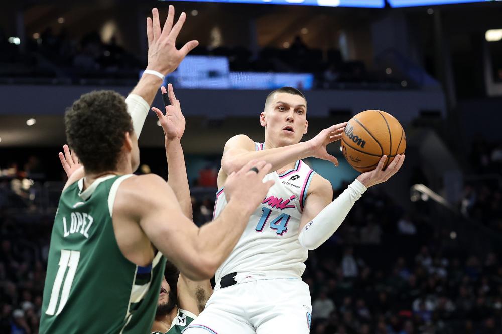 转会市场的 转会市场的