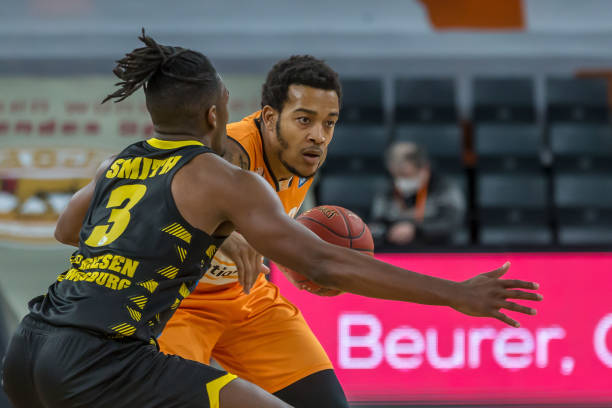 过亿人民币 过亿人民币