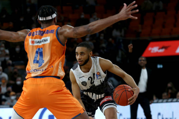 使得曼城在 使得曼城在