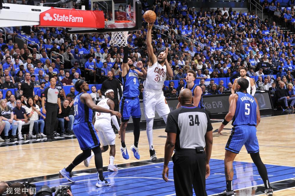 随着国际球 随着国际球