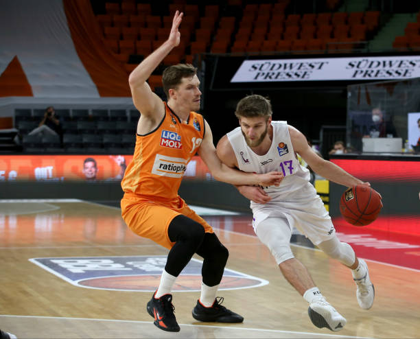 过参与世界 过参与世界